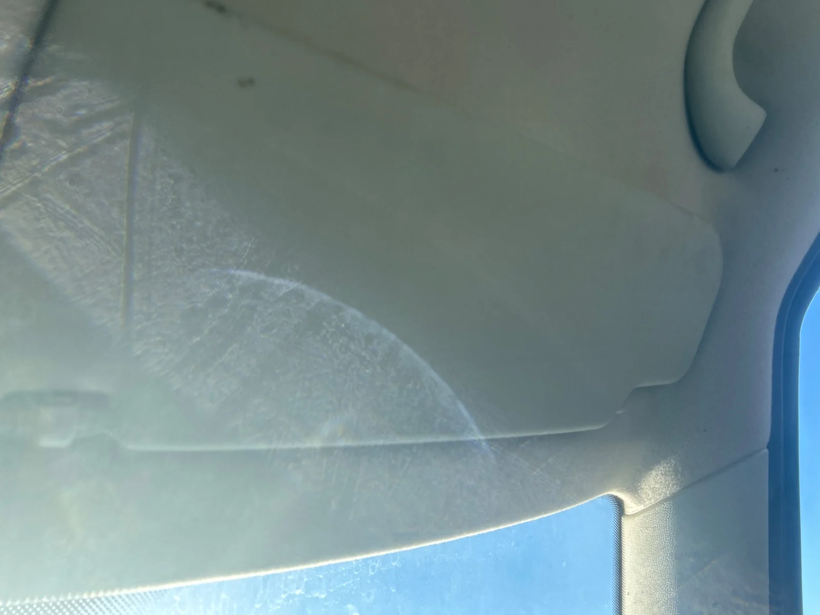 Foto de PARASOL IZQUIERDO SKODA FABIA COMBI (5J5) 1.4 TDI (80 CV / 59 KW)