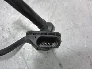 Foto de SENSOR PRESION PORSCHE MACAN (95BA) referencia 1K0906207A foto 4