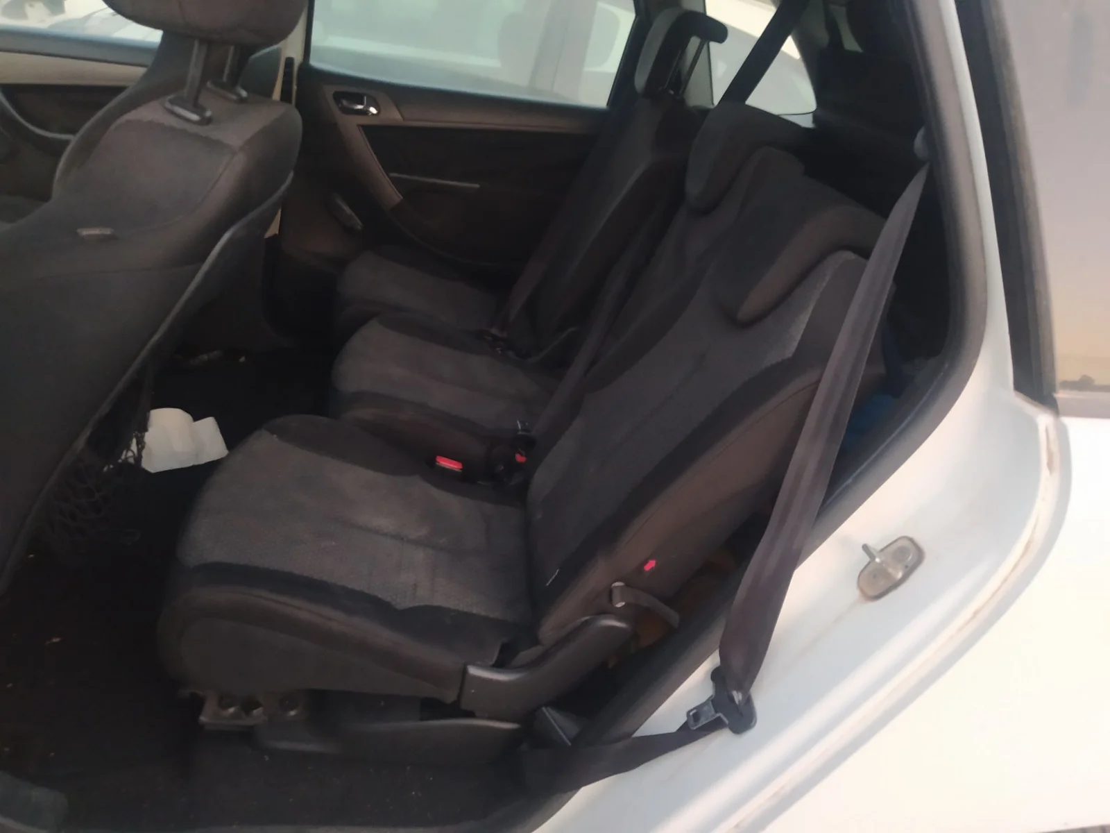 Foto de ASIENTOS TRASERO IZQUIERDO CITROEN C4 PICASSO 1.6 HDi FAP (112 CV / 82 KW)