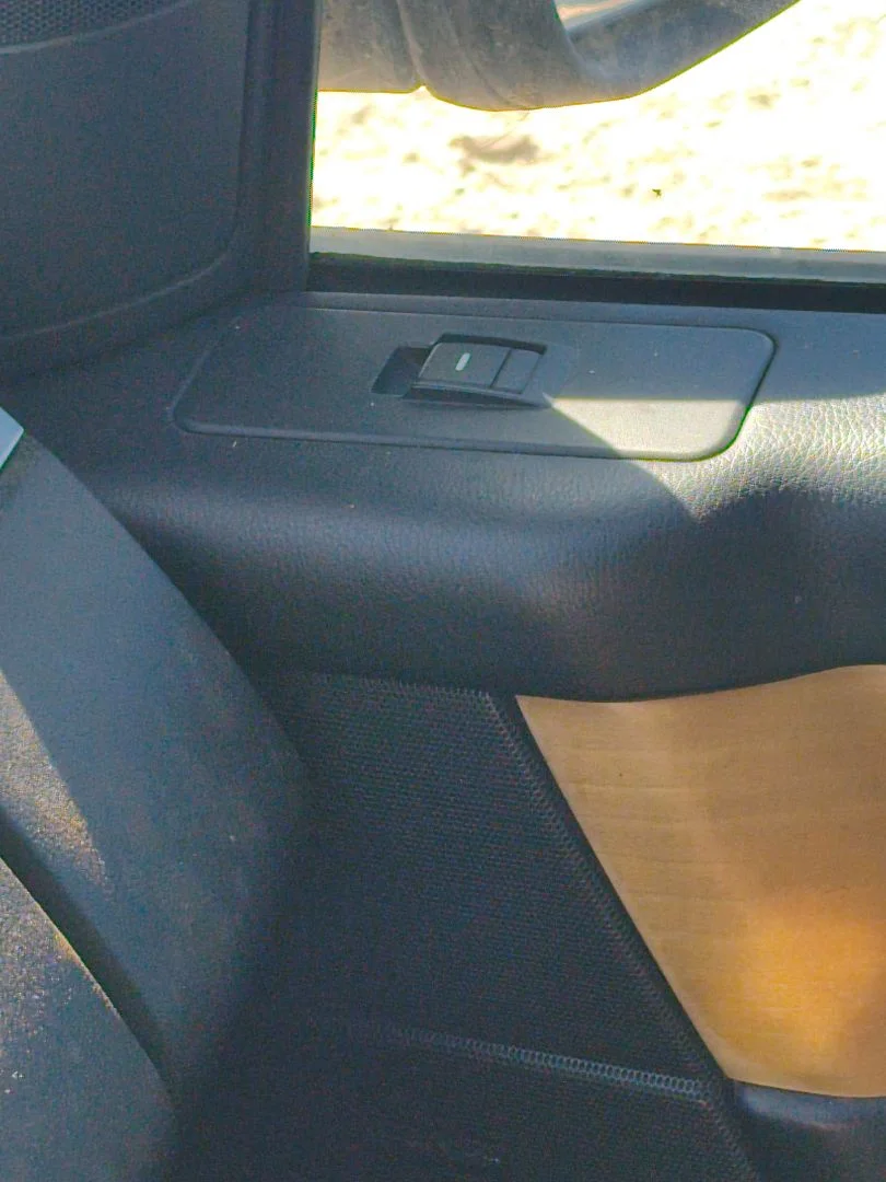 Foto de MANDO ELEVALUNAS DELANTERO DERECHO LAND ROVER RANGE ROVER SPORT 4.4 V8 CAT (299 CV / 220 KW)