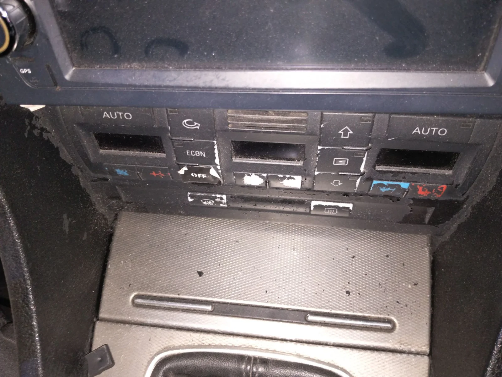 Foto de CENICERO AUDI A4 BERLINA (8E)