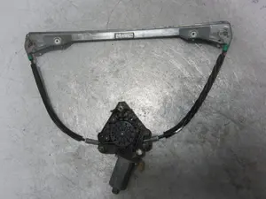 Foto de ELEVALUNAS DELANTERO IZQUIERDO RENAULT CLIO II FASE I (B/CB0) 1.9 Diesel (64 CV / 47 KW) referencia 77008422410