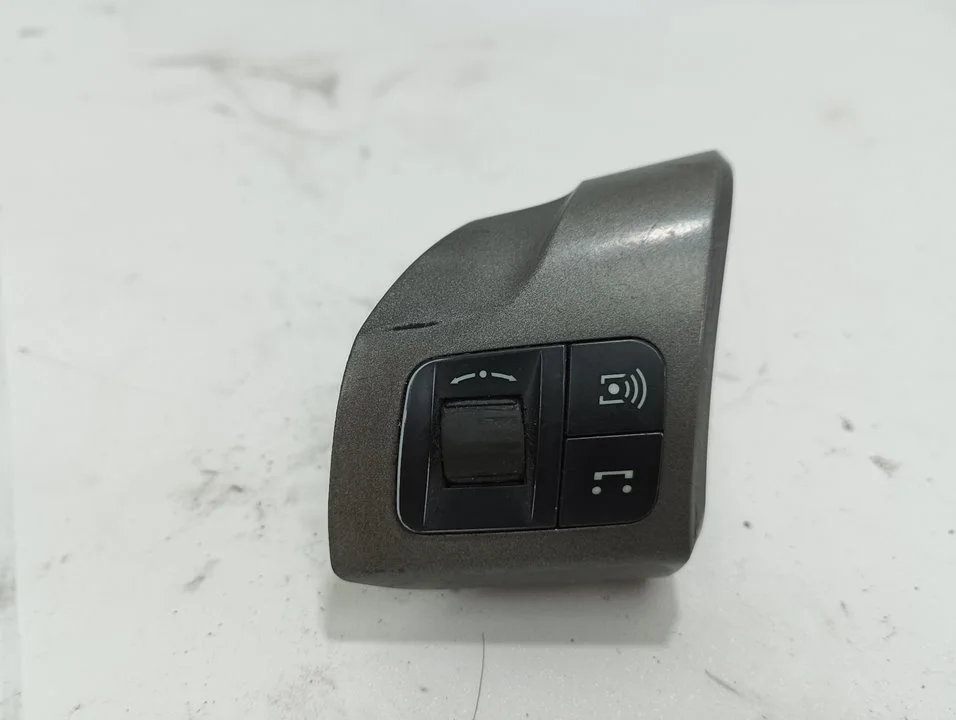Foto de MANDO VOLANTE OPEL ASTRA H GTC referencia 13126750