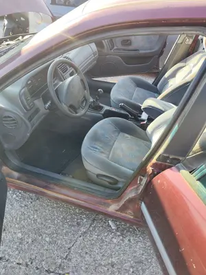 Foto de GOMAS CONTORNO PUERTA RENAULT LAGUNA (B56) 2.0  (113 CV / 83 KW)
