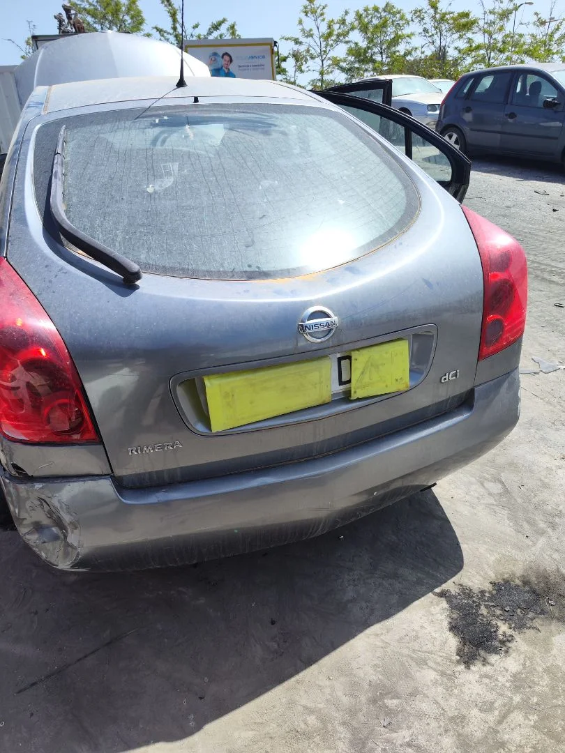 Foto de PORTON TRASERO NISSAN PRIMERA BERLINA (P12) 2.2 16V Turbodiesel CAT (126 CV / 93 KW) referencia 90100AU230