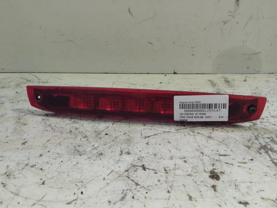 Foto de LUZ CENTRAL DE FRENO FORD FOCUS BERLINA (CAP) 4M5G6007XD referencia 5XW5W