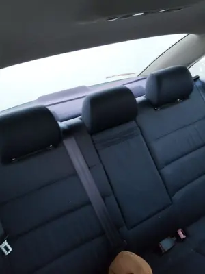 Foto de BANDEJA TRASERA AUDI A6 BERLINA (4B2) 1.8 20V Turbo (150 CV / 110 KW)