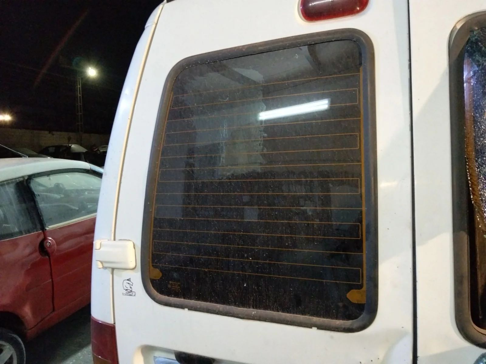 Foto de LUNA TRASERA IZQUIERDA PEUGEOT EXPERT FURGÓN COMFORT (1995)