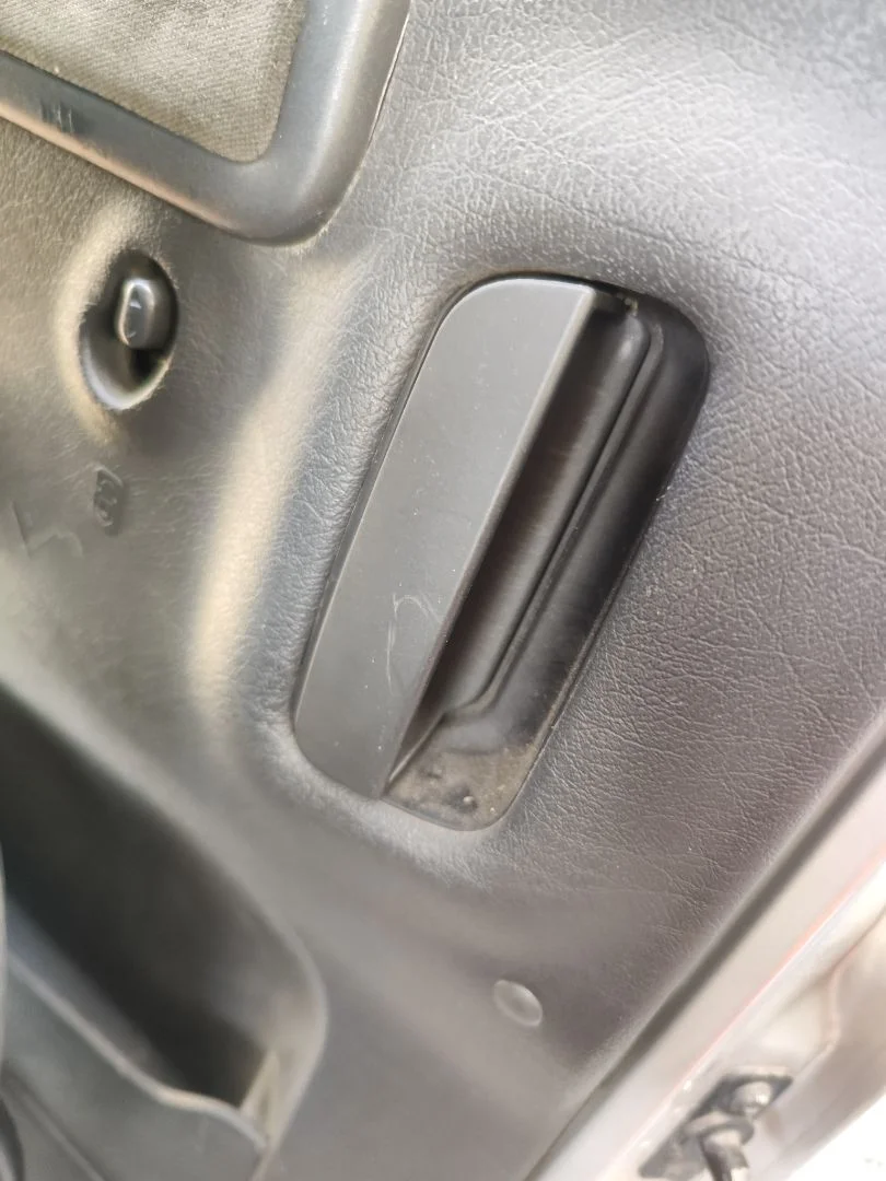 Foto de MANETA INTERIOR TRASERA IZQUIERDA CITROEN BERLINGO 2.0 HDi CAT (RHY / DW10TD) (90 CV / 66 KW)