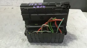 Foto de CAJA RELES / FUSIBLES CITROEN C4 BERLINA 1.6 16V HDi (90 CV / 66 KW) referencia 9664706280 foto 3