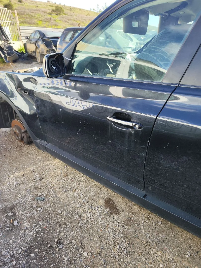Foto de PUERTA DELANTERA IZQUIERDA BMW SERIE X3 (E83) 2.0 16V Diesel CAT (150 CV / 110 KW)