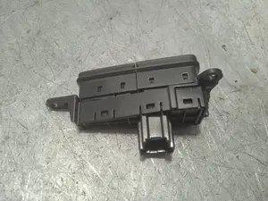 Foto de INTERRUPTOR FORD FOCUS BERLINA (CEW) 1.0 EcoBoost CAT (125 CV / 92 KW) referencia F1ET11B573AA foto 4