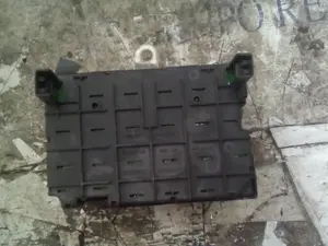 Foto de CAJA RELES / FUSIBLES CITROEN XSARA BERLINA 2.0 HDi CAT (RHY / DW10TD) (90 CV / 66 KW) referencia 6500C6 foto 2