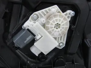 Foto de ELEVALUNAS DELANTERO IZQUIERDO BMW SERIE X3 (G01) 3.0 24V Turbodiesel (265 CV / 195 KW) referencia 748759907 foto 4