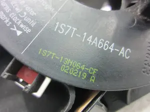 Foto de ANILLO AIRBAG FORD MONDEO BERLINA (GE) 2.5 V6 24V CAT (170 CV / 125 KW) referencia 6016833 foto 3