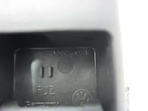 Foto de NO IDENTIFICADO PORSCHE CAYENNE (TIPO 92A) referencia 7P0857607B foto 3