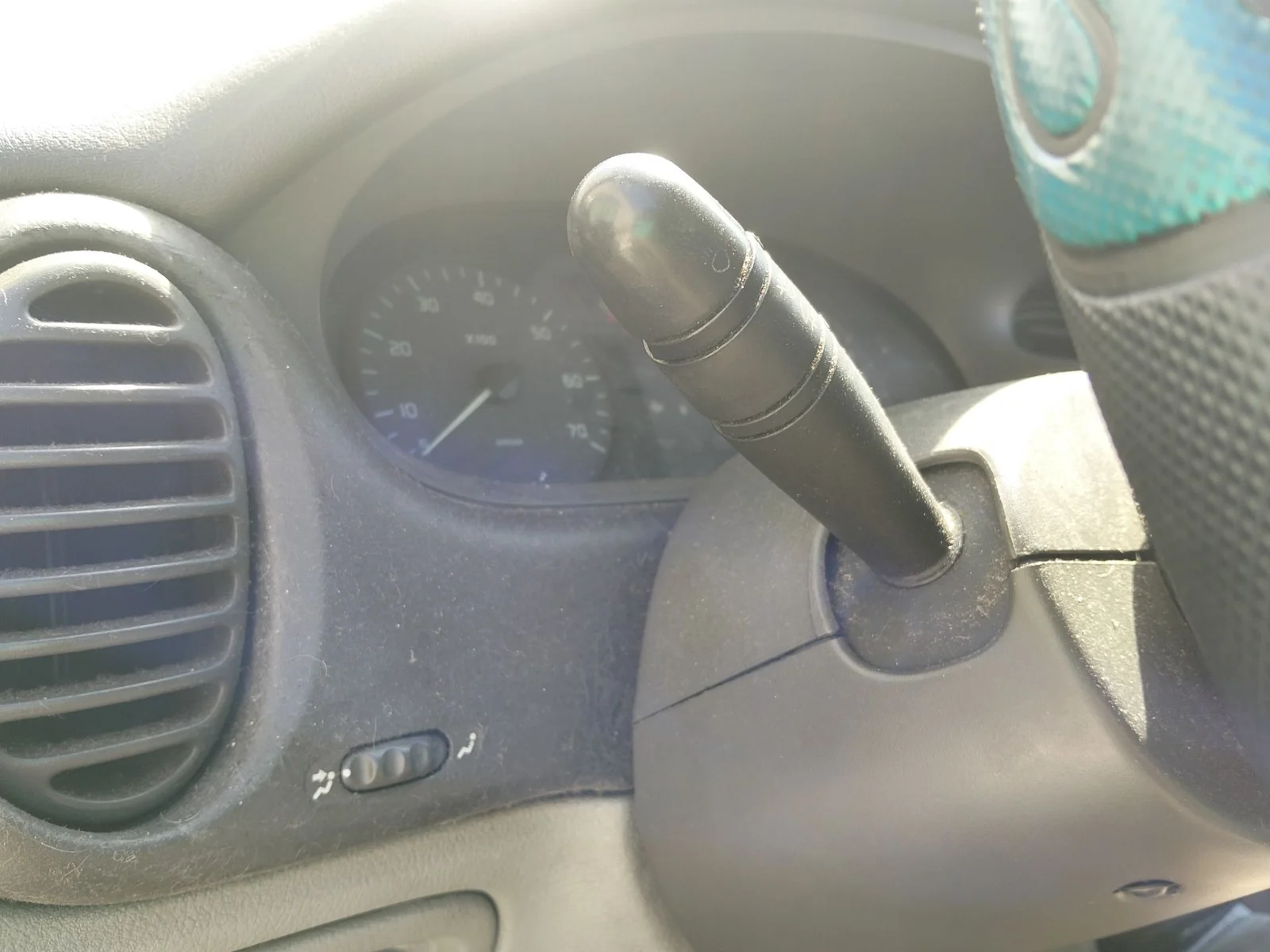 Foto de MANDO INTERMITENTES RENAULT SCENIC I (JA...) 1.9 dCi Diesel CAT (102 CV / 75 KW)