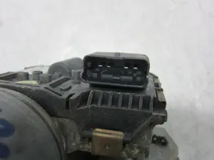 Foto de MOTOR LIMPIA DELANTERO PEUGEOT 407 COUPÉ 2.7 HDi FAP CAT (UHZ / DT17TED4) (204 CV / 150 KW) referencia 9661995980 foto 4