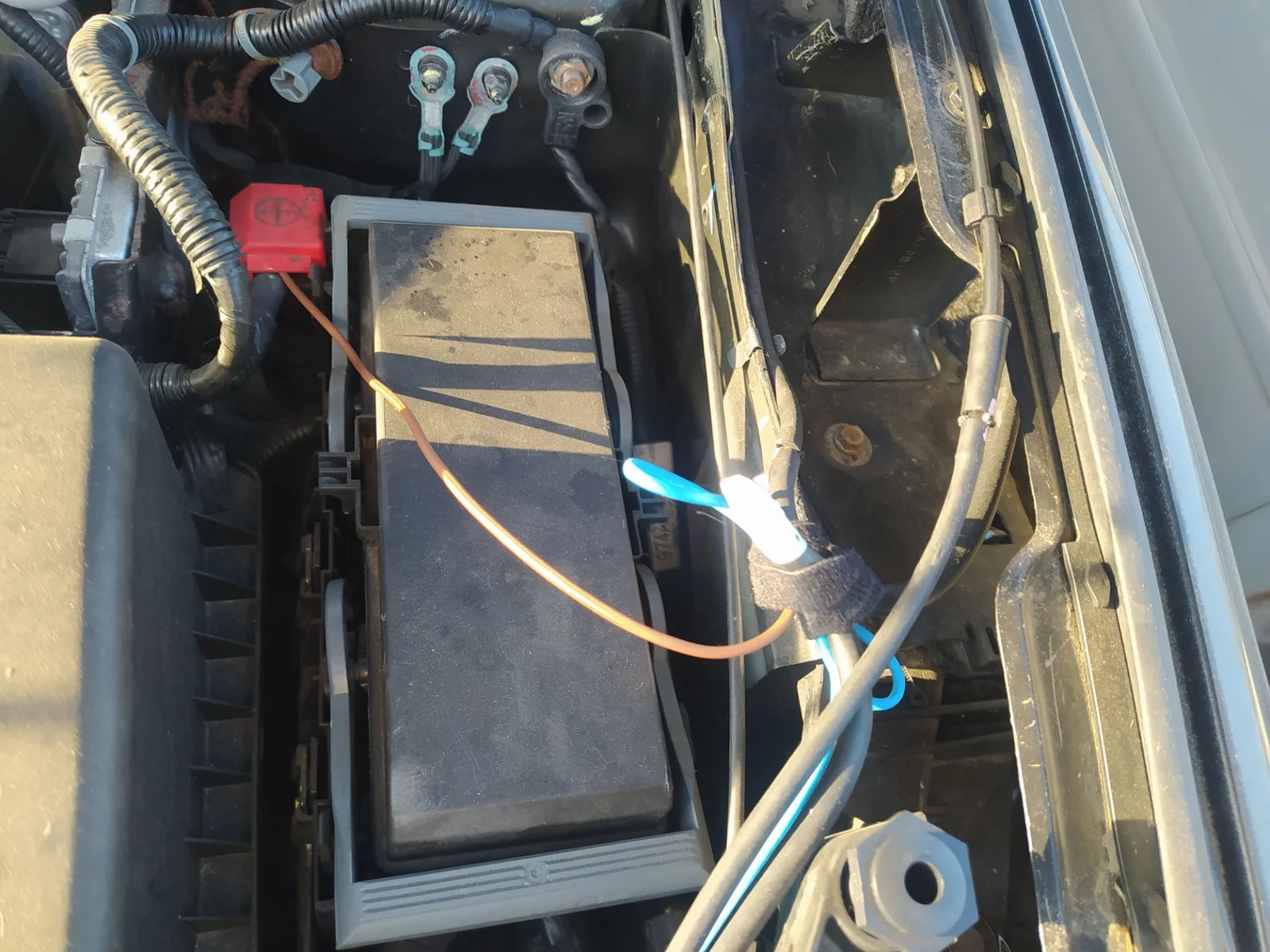 Foto de CAJA PRECALENTAMIENTO FIAT FREEMONT (345) 2.0 16V Multijet CAT (170 CV / 125 KW)