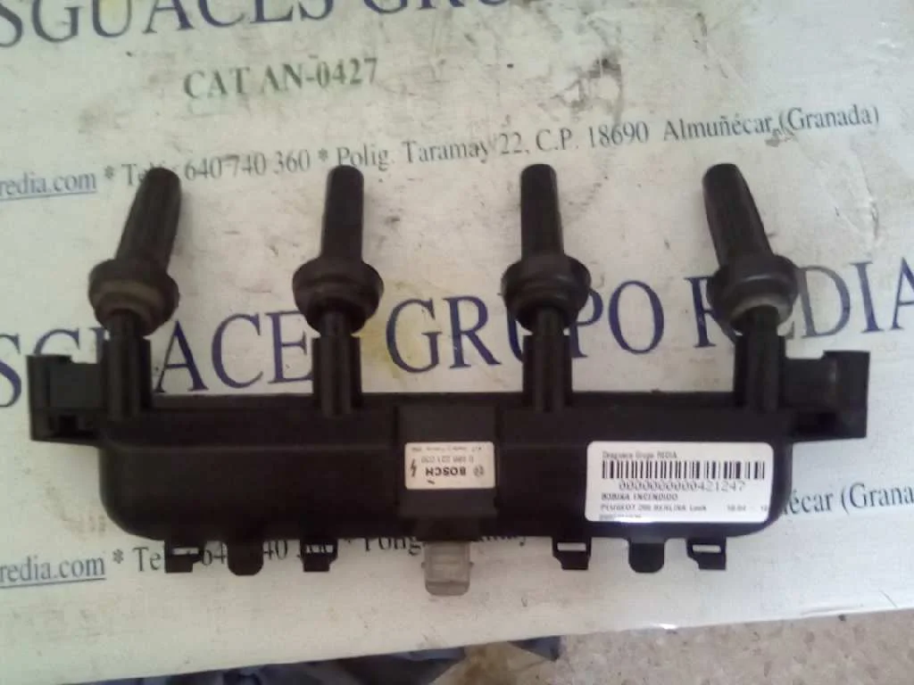 Foto de BOBINA ENCENDIDO PEUGEOT 206 1.4 (75 CV / 55 KW) referencia 0986221036