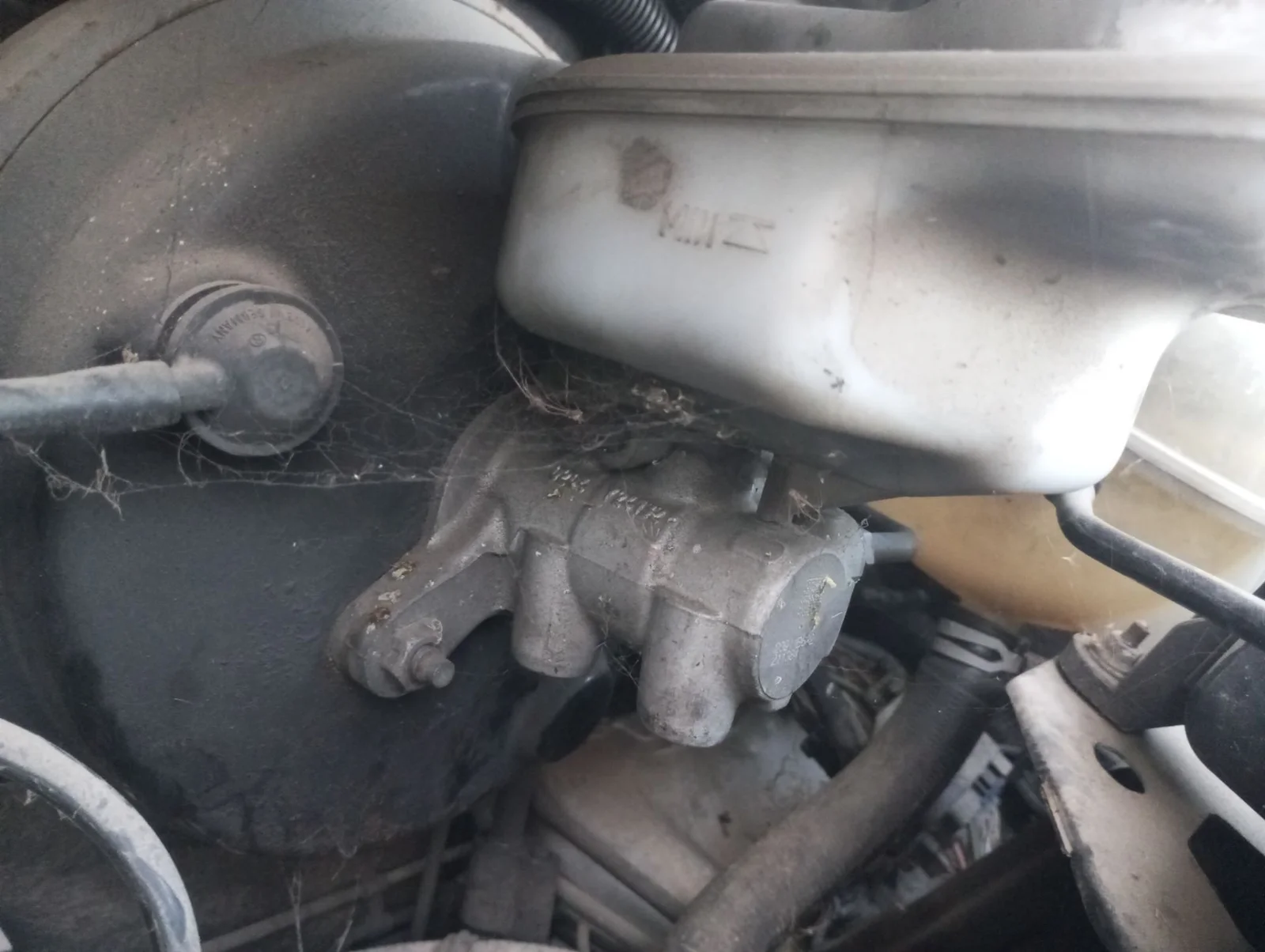 Foto de BOMBA FRENO FORD TRANSIT COMBI (TT9) 2.2 TDCi CAT (116 CV / 85 KW)