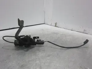 Foto de CERRADURA CAPO HYUNDAI I20 (GB) 1.2 16V CAT (84 CV / 62 KW) referencia 81130C8010 foto 2