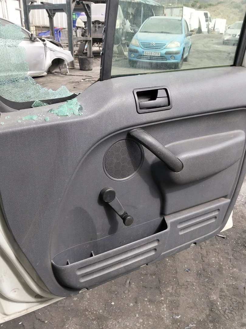 Foto de GUARNECIDO PUERTA DELANTERA DERECHA FORD TRANSIT CONNECT (TC7) 1.8 TDCi CAT (110 CV / 81 KW) referencia 5228658