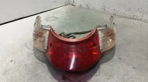 Foto de PILOTO TRASERO HONDA SH 300I 279 cm3 - 20 kW (27 CV / 20 KW)