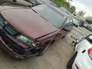 Foto de PUENTE DELANTERO NISSAN MAXIMA QX (A32) 2.0 V6 24V CAT (140 CV / 103 KW)