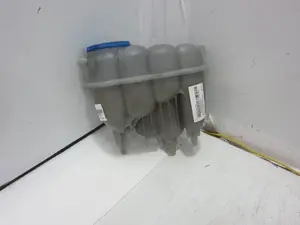 Foto de DEPOSITO EXPANSION AUDI A4 AVANT (8W5) referencia 8W0121405E