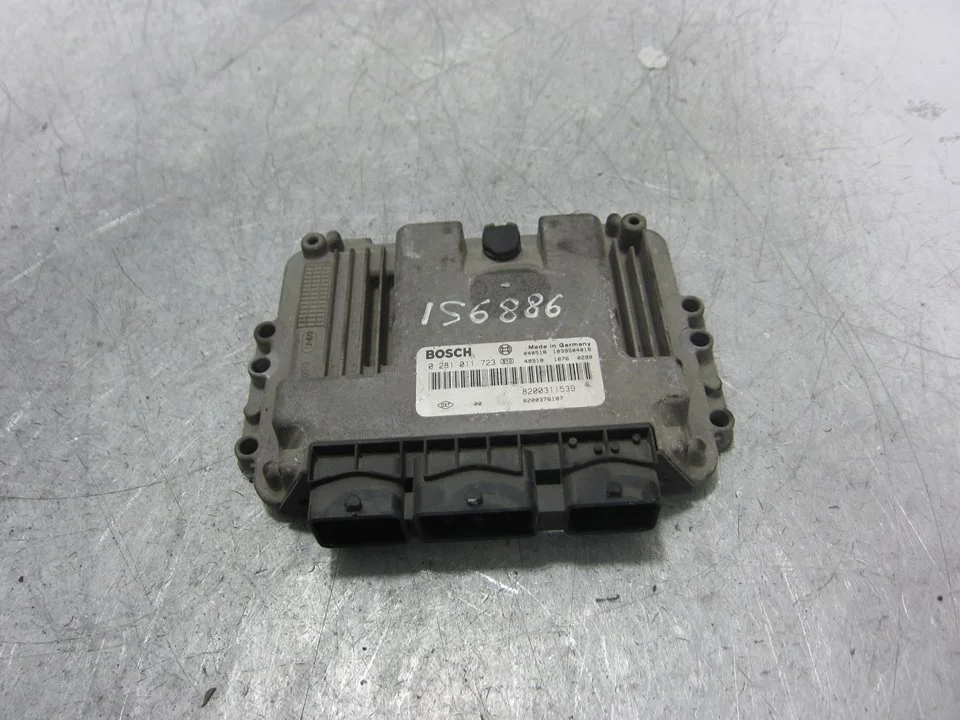 Foto de CENTRALITA MOTOR UCE RENAULT LAGUNA II (BG0) 1.9 dCi Diesel (120 CV / 88 KW) referencia 8200311539