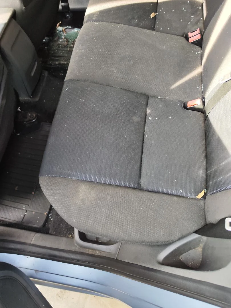 Foto de ASIENTOS TRASERO IZQUIERDO FORD FOCUS BERLINA (CAP) 1.8 TDCi Turbodiesel CAT (116 CV / 85 KW) referencia 1330598