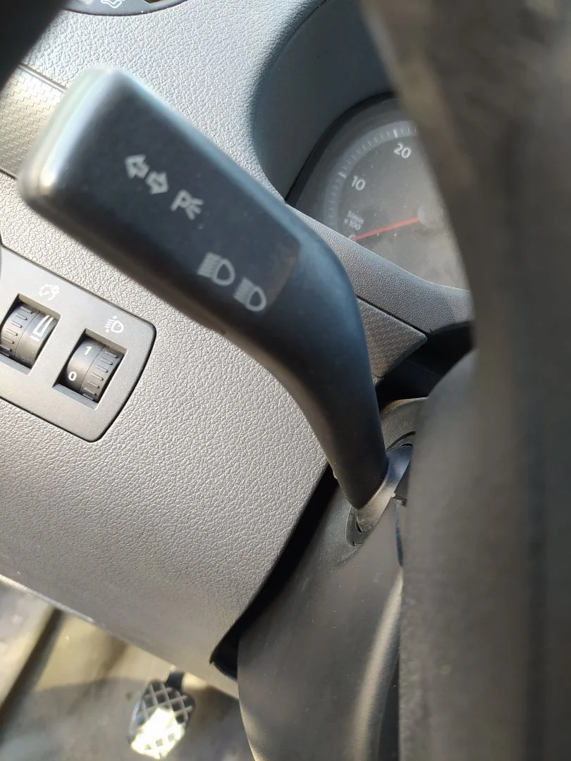 Foto de MANDO INTERMITENTES VOLKSWAGEN CADDY (2K)(02.2004) 1.9 TDI (105 CV / 77 KW)