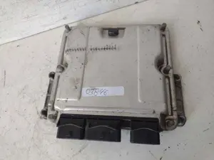 Foto de CENTRALITA MOTOR UCE CITROEN XSARA PICASSO 2.0 HDi CAT (RHY / DW10TD) (90 CV / 66 KW) referencia 9647693180 foto 3