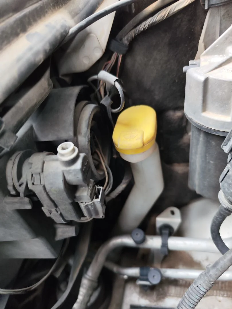 Foto de DEPOSITO LIMPIA OPEL VIVARO FURGÓN/COMBI 2.0 16V CDTI (114 CV / 84 KW)