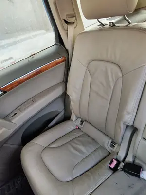 Foto de ASIENTOS TRASERO DERECHO AUDI Q7 (4L) 3.0 V6 24V TDI (233 CV / 171 KW) referencia 4L0883806E FKZ