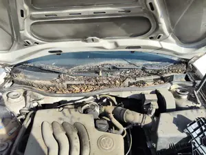 Foto de TORPEDO VOLKSWAGEN GOLF IV BERLINA (1J1)(10.1997) 2.0  (116 CV / 85 KW)