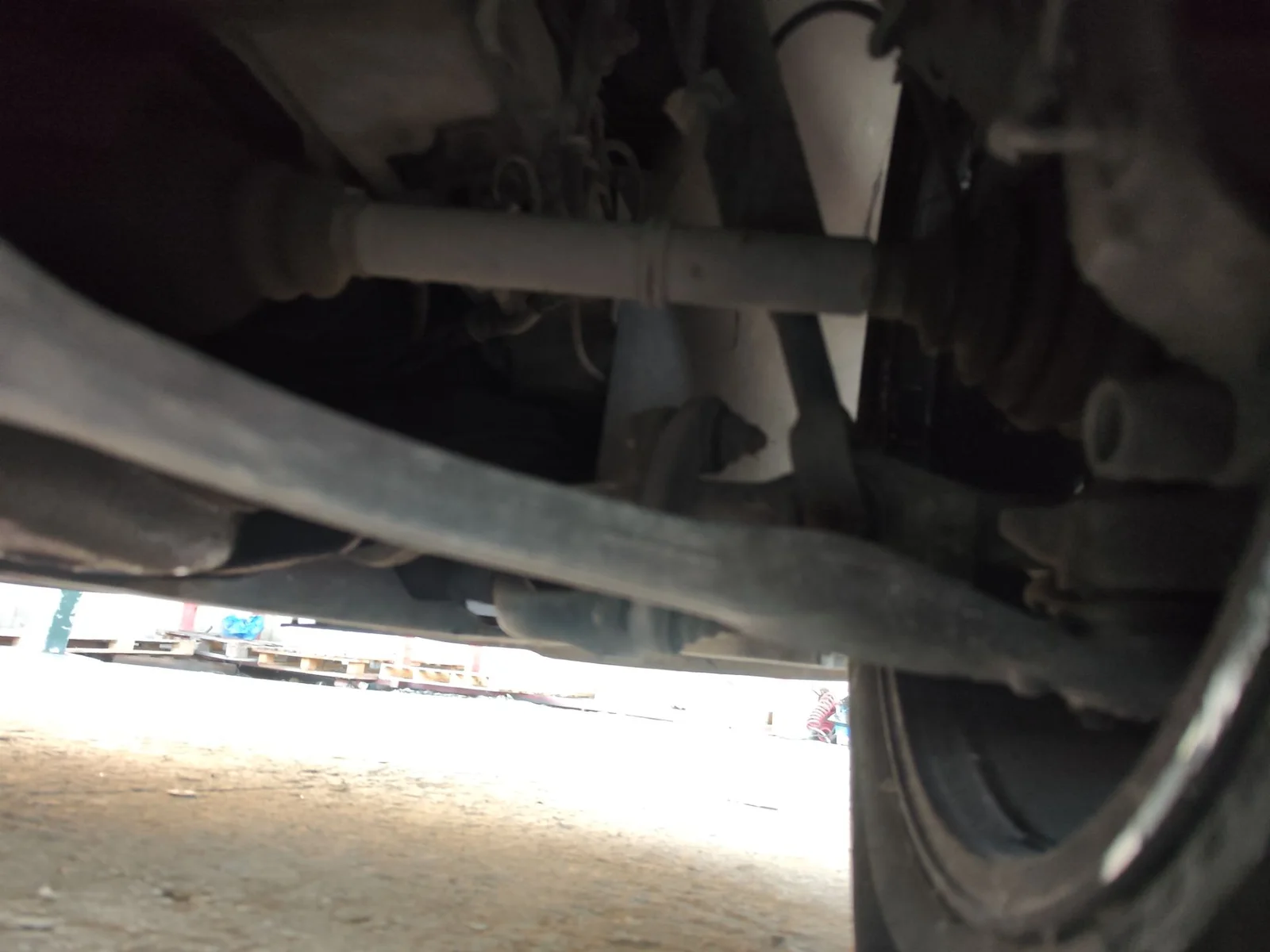 Foto de BRAZO SUSPENSION DELANTERO DERECHO AUDI A8 (D2) 4.2 V8 40V (310 CV / 228 KW)