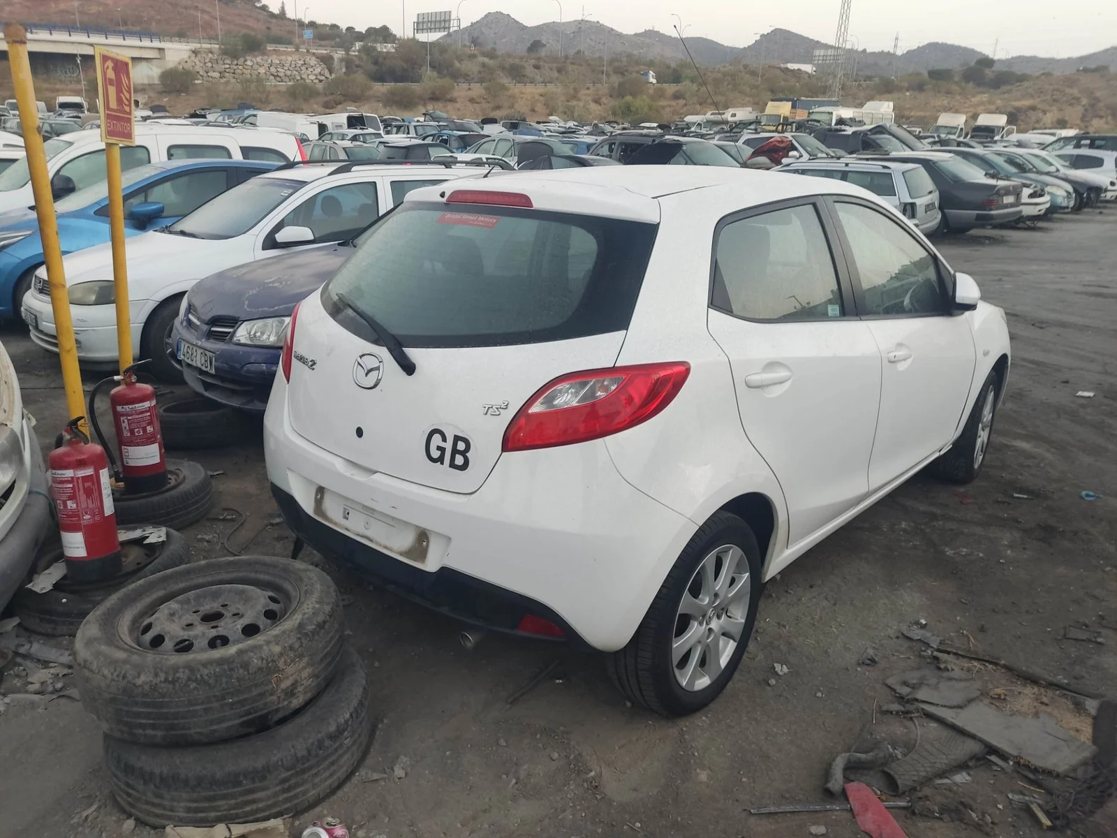 Foto de PUERTA TRASERA DERECHA MAZDA 2 BERLINA (DE) 1.3 16V CAT (75 CV / 55 KW)