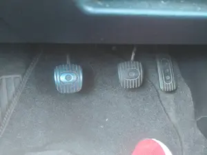 Foto de PEDAL FRENO NISSAN NOTE (E11E) 1.4 CAT (88 CV / 65 KW)