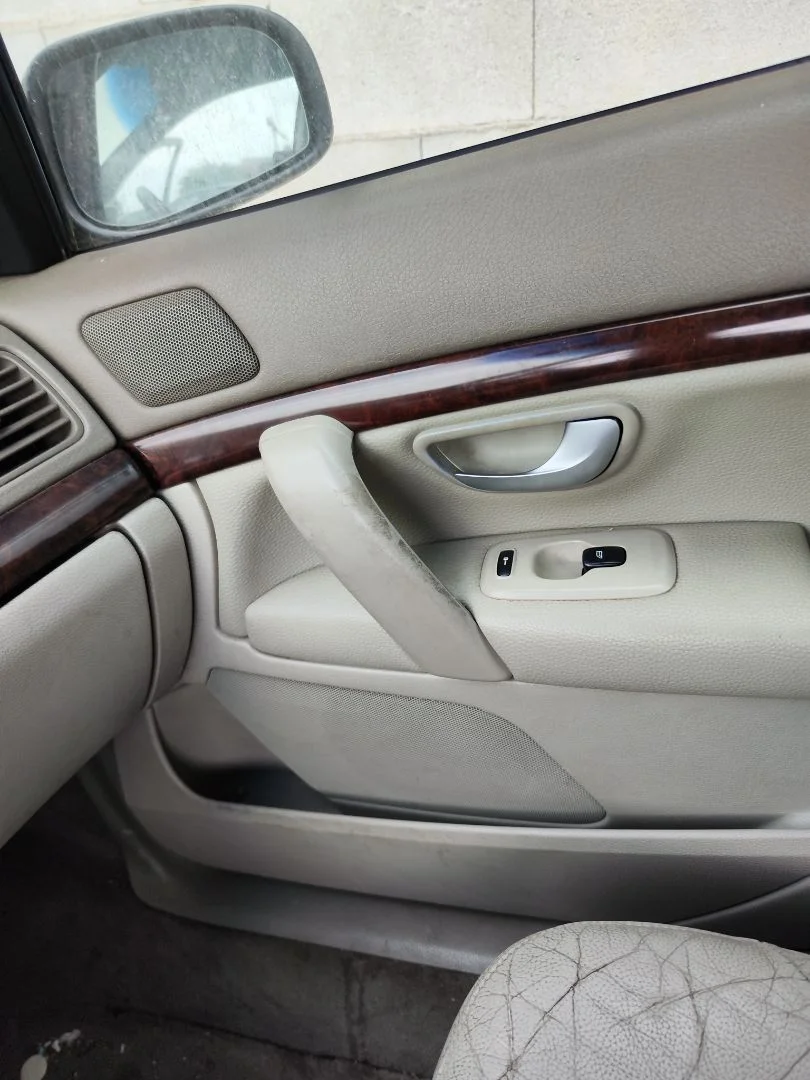 Foto de ELEVALUNAS DELANTERO DERECHO VOLVO S80 BERLINA 2.4 Diesel (131 CV / 96 KW)