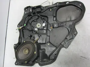 Foto de ELEVALUNAS TRASERO DERECHO MAZDA 3 BERLINA (BK) 1.6 CD Diesel CAT (109 CV / 80 KW) referencia BP4K7297X