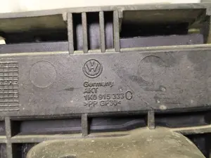 Foto de SOPORTE BATERIA VOLKSWAGEN GOLF V (1K1)(10.2003) 1.9 TDI (105 CV / 77 KW) referencia 1K0915333 foto 6