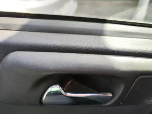 Foto de MANETA INTERIOR TRASERA IZQUIERDA OPEL ASTRA G BERLINA 2.2 16V DTI CAT (Y 22 DTR / L50) (125 CV / 92 KW) referencia 9101475 foto 2