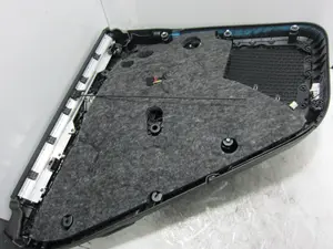 Foto de GUARNECIDO PUERTA TRASERA DERECHA PORSCHE CAYENNE (TIPO 92A) referencia 7P5867212 foto 2
