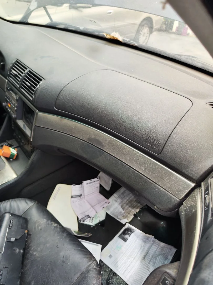 Foto de SALPICADERO BMW SERIE 5 BERLINA (E39) 3.0 24V Turbodiesel CAT (193 CV / 142 KW)
