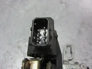 Foto de CERRADURA PUERTA DELANTERA DERECHA BMW SERIE 3 COMPACTO (E36) 1.9 CAT (105 CV / 77 KW) referencia 67111387606 foto 7