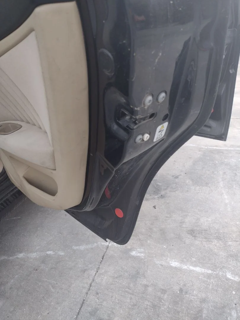 Foto de CERRADURA PUERTA TRASERA DERECHA ALFA ROMEO 159 (140) 1.9 JTD (M) 16V CAT (150 CV / 110 KW)
