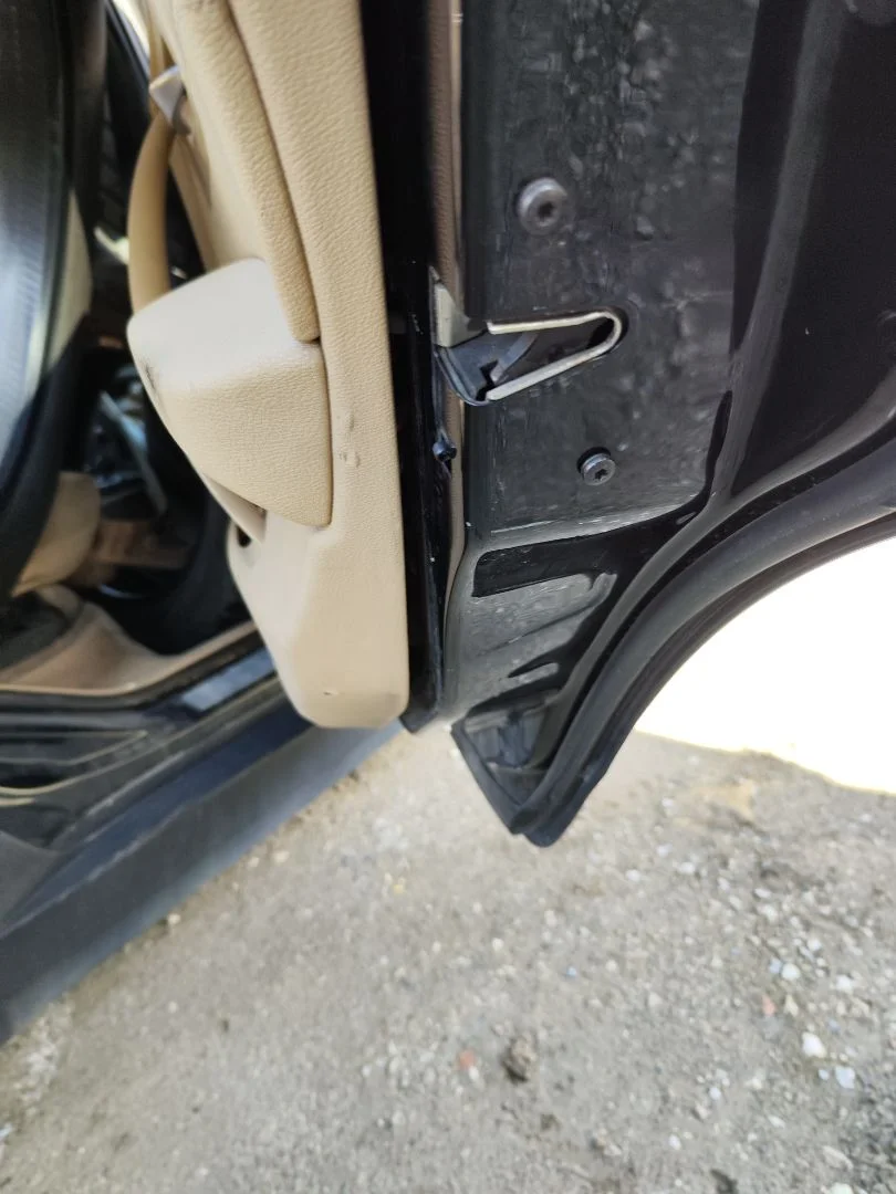 Foto de CERRADURA PUERTA TRASERA DERECHA BMW SERIE X3 (E83) 2.0 16V Diesel CAT (150 CV / 110 KW)