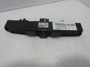Foto de MANDO MULTIFUNCION OPEL ASTRA H BERLINA 1.4 16V (90 CV / 66 KW) referencia 13100105